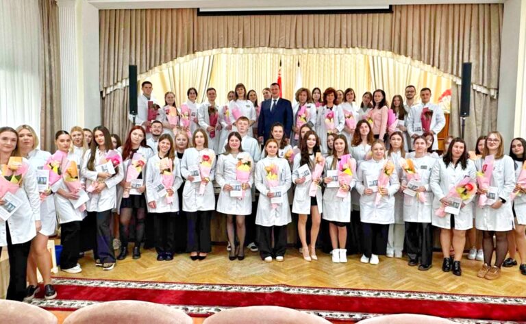 Праздничным и ярким стало торжественное мероприятие «Посвящение в профессию молодых специалистов»